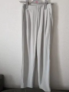 ユニクロ　パンツ　XS
