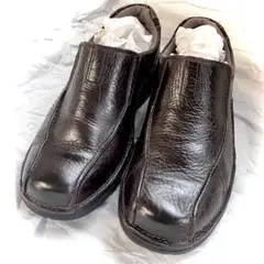 良品✨Clarks✨クラークス✨レザー✨スリッポン✨サイドゴア✨軽量