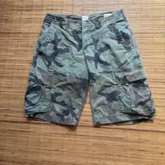 GAP カモフラージュカーゴショートパンツ