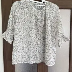Té chichi 花柄 五分袖ブラウス フリーサイズ