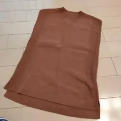 ビス　トップス　ノースリーブ　タンクトップ