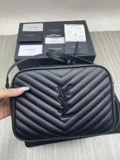 YSL イヴ サンローラン ショルダーバッグ 黒