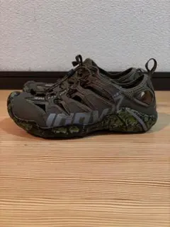INOV-8 RECOLITE 25cm 新品 カーキ系 スポーツサンダル