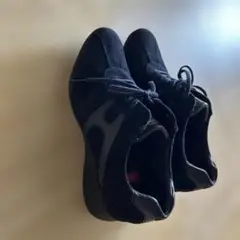 黒 スエード ハイカットスニーカー