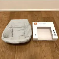 トリップトラップ　ベビークッション　タイムレスグレー