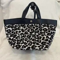 【カシェリエ】ジャガードレオパードトートバッグ　ハンドバッグ