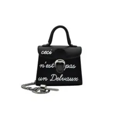 【未使用品】 DELVAUX デルヴォー バッグ チャーム キーホルダー リング 美品】Delvaux デルヴォー タンペート エナメル バッグチャーム