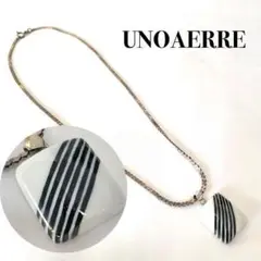 希少『UNOAERRE』ストーン ネックレス