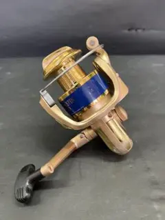 STARLIT PREMIUM SPIN 6000 リール
