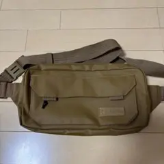 UAトライアンフ クロスボディ