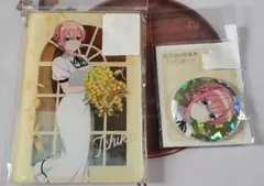 【五等分の花嫁】 中野一花 アクリルポストカードスタンド ホログラム缶バッジ