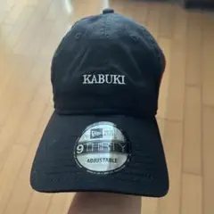 KABUKI刺繍のNew Era 9THIRTYキャップ