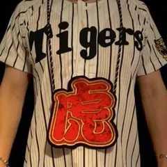 刺繍　虎　金　阪神タイガース　ポーチ　カバン　応援歌　トートバック　携帯ケース