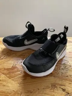 Nike ブラック スニーカー キッズ 19センチ　FLEX RUNNER 3