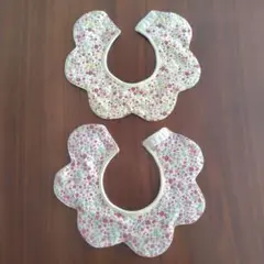 【ベルメゾン】花柄スタイ 2枚セット