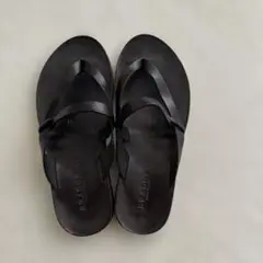 BRADOR ブラック トングサンダル 37