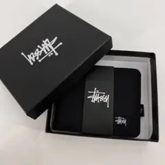 Stussy ブラック 二つ折り財布 箱付き