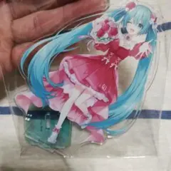 ファミマ 初音ミク アクリルスタンド ドレス姿