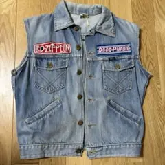デニムベスト レディース 古着 ワッペン ダメージ