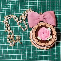 TiTi フェイクスイーツ 薔薇 ネックレス カフェドグレーテル