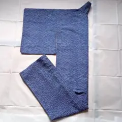 ブルー系波模様のような柄の着物