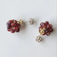 niki.du.poulain catch me balloonと「粒」小ピアス niki.du.poulain catch me balloonと「粒」小ピアス