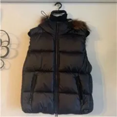 TATRAS ファー付きダウンベスト 黒