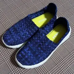 美品 moz モズ レディース スリッポン スニーカー 23.5cm