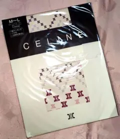 [早い物勝ち］CELINE　ブランドロゴ刺繍入りストッキング　M~L
