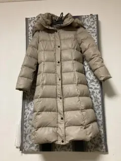 グレージュダウンコートロング