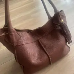 ブラウンレザー フリンジ付きバッグ