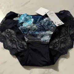 Item thumbnail for item 03ba1d61-aaf9-4e18-843e-36495a8b9940