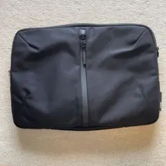 AER Tech Folio 16" Black