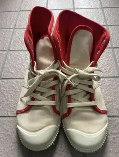 Item thumbnail for item 6a05ddee-1edd-47cb-9b04-5ba177395a40