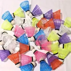 シャトル　40個セット　ランダムカラー　バドミントン　練習用