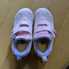 asics ピンク シューズ マジックテープ