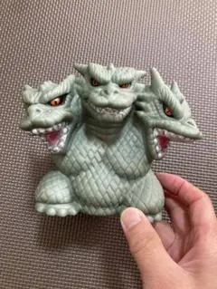 ゴジラ 東宝大怪獣 音入り貯金箱 3点セット キングギドラ モスラ 2025年最新】キングギドラ 貯金箱の人気アイテム - メルカリ