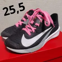 Item thumbnail for item 10b77f4f-4a16-4d17-981f-4816894ada96