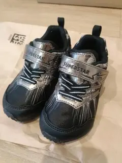 SUPERSTAR 16.0cm ブラック/シルバー　MoonStar