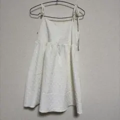 Item thumbnail for item aa61e405-cad9-4d5b-b570-d95c2c47bd78