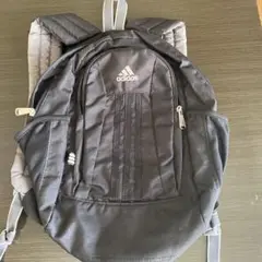 adidas 黒 リュックサック