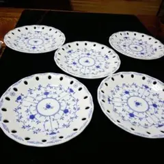 青い花柄の陶磁器皿 5枚セット