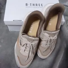 【新品】ハンズフリーB-スリー ストレッチスニーカー24㎝EEE★●取扱説明書有