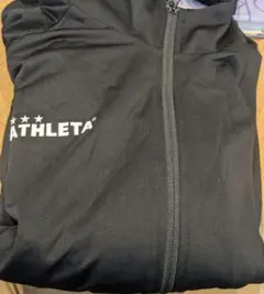 ATHLETA ジャージXO 黒　上のみ