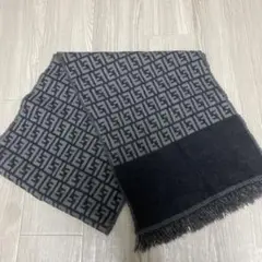 FENDI マフラー 美品