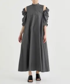 【CINOH/チノ】別注 GATHERED SLEEVE DRESS