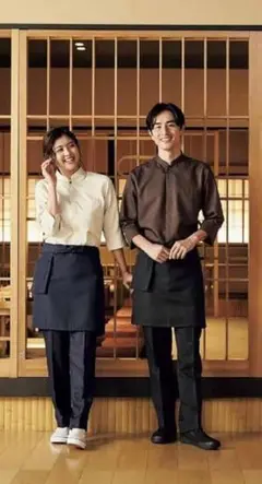 ✨新品未使用品✨　吸汗速乾スタンドカラーシャツ✨五分袖✨ベージュ　飲食店制服