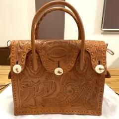☆新品未使用 Mサイズ グレースコンチネンタルカービングバッグ