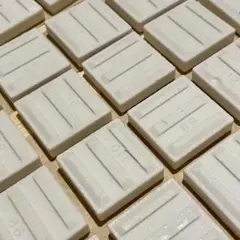 モザイクタイル　バラ
