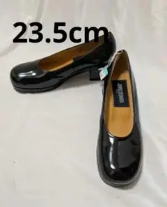 即発送☆未使用☆エナメルパンプス 黒23.5